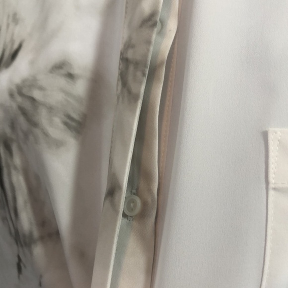 Simply Vera Wang Cuffed Short Sleeve Petite Top Medium Petite - Picture 2 of 10